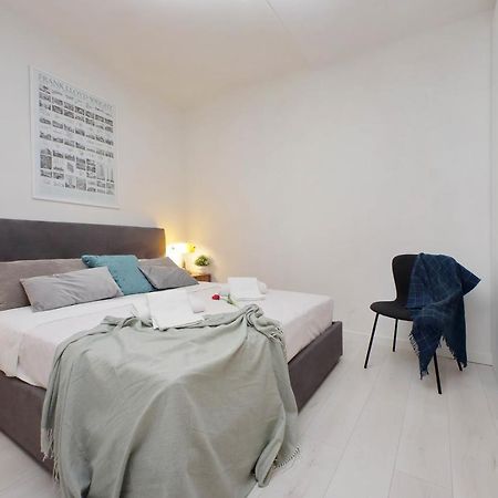 Monti Spacious Apartment 2 Roma Exterior foto